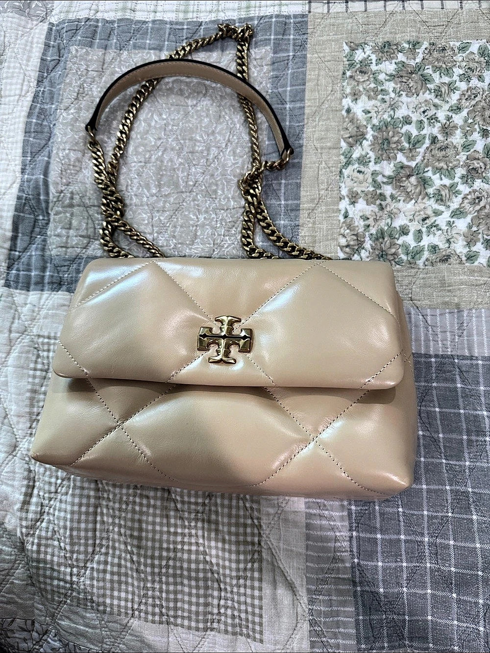 Tory Burch Kira Diamond Quilt Small Convertible Shoulder Bag Beige- new without